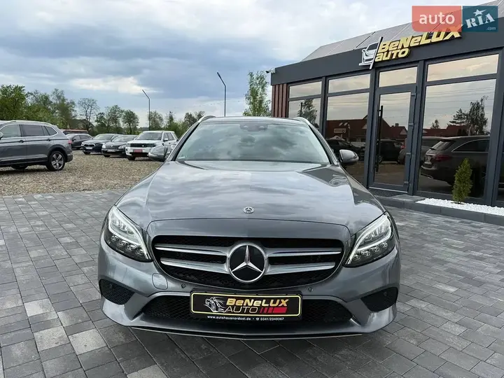 Mercedes-Benz C-Class 2020 photo 3