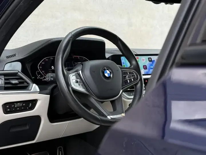 BMW 3 Series 2019 photo 4