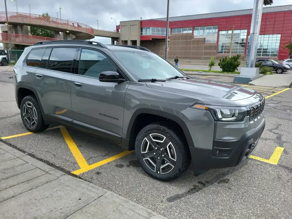 Jeep Cherokee 2026 photo 5