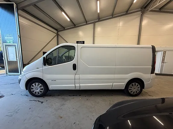 Renault Trafic 2014 photo 5