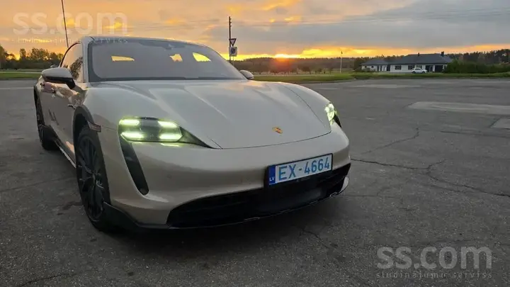 Porsche Taycan
