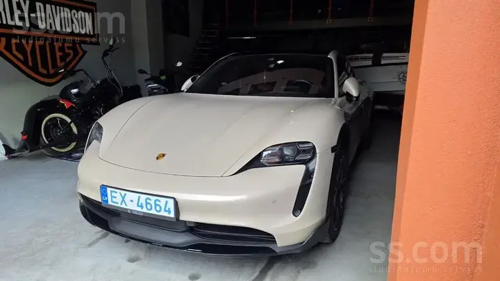 Porsche Taycan 2023 photo 3
