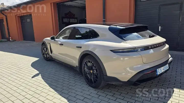 Porsche Taycan 2023 photo 5
