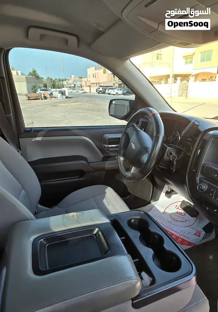 Chevrolet Silverado 2018 photo 2