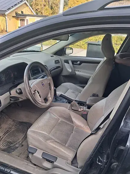Volvo V70 2004 photo 5