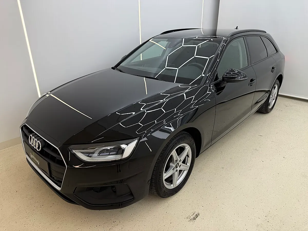 Audi A4 2021 photo 3