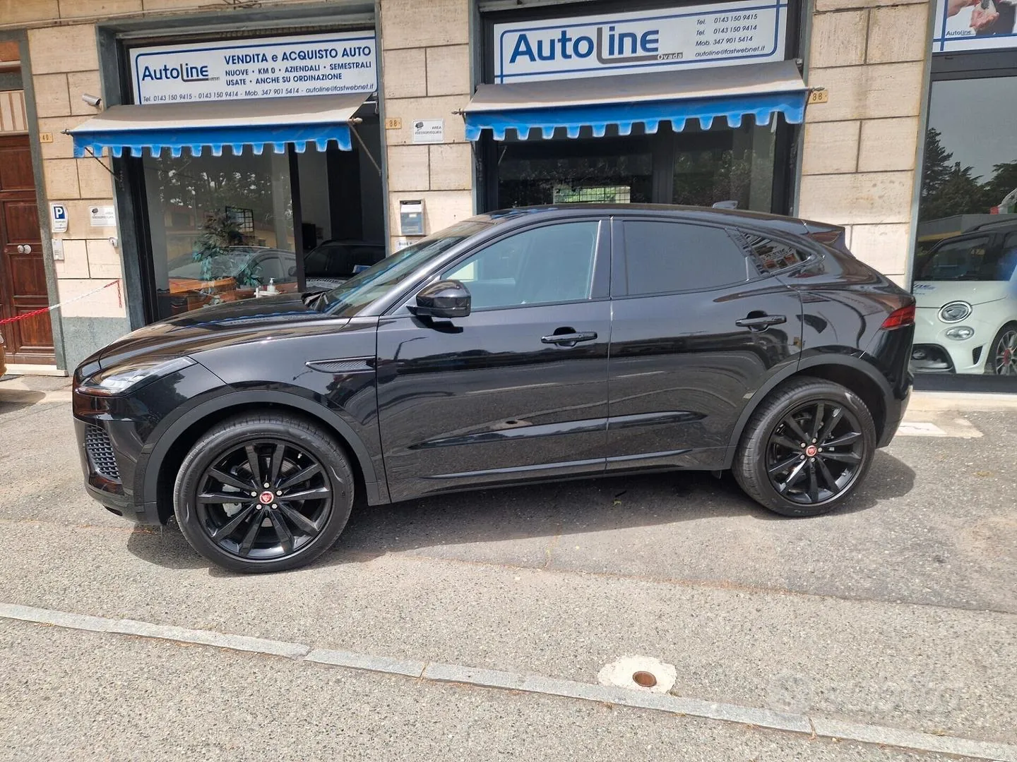Jaguar E-Pace 2019 photo 4