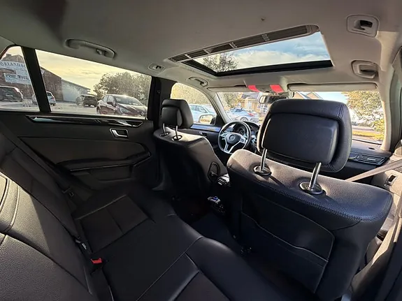 Mercedes-Benz E220 2012 photo 2