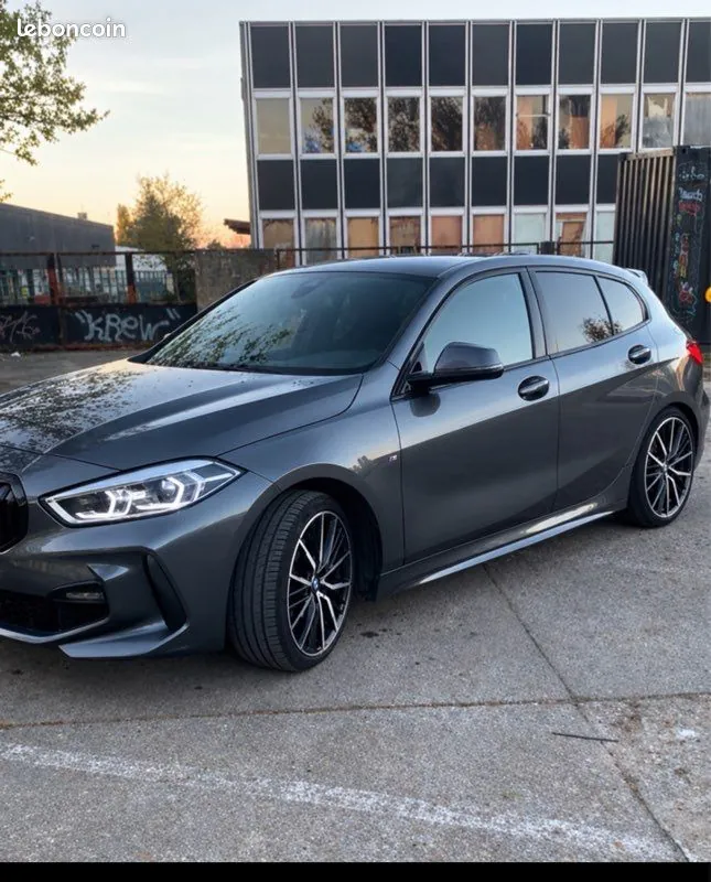 BMW 1 Series 2021 photo 2