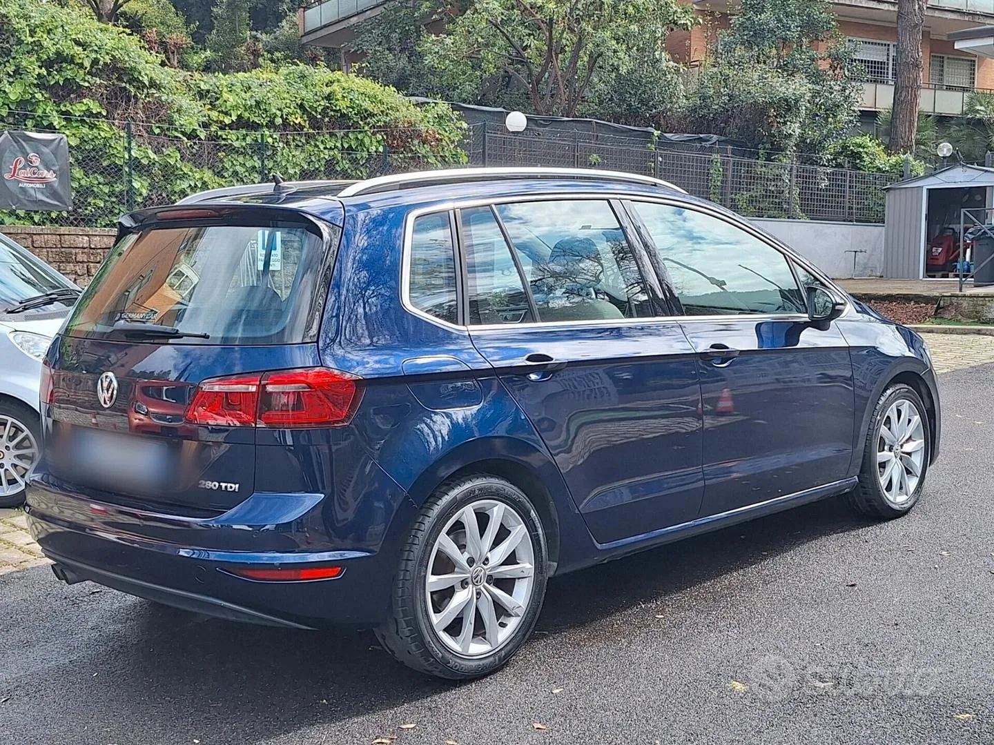 Volkswagen Golf Sportsvan 2017 photo 2