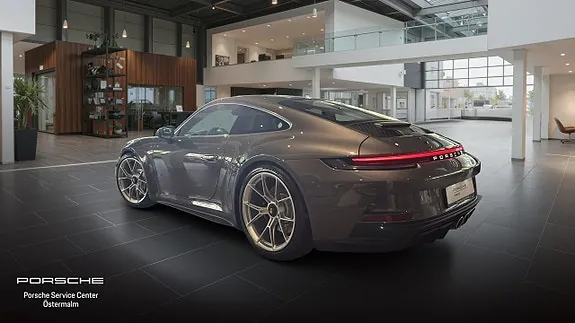 Porsche 911 2022 photo 2