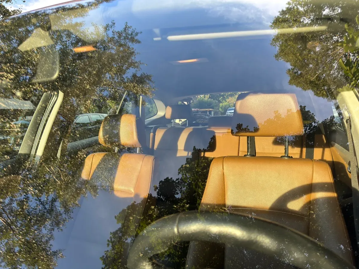 BMW X1 2011 photo 2