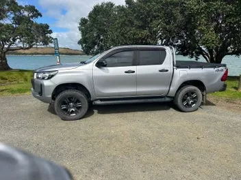 Toyota Hilux 2020 photo 2