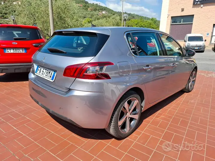 Peugeot 308 2018 photo 4