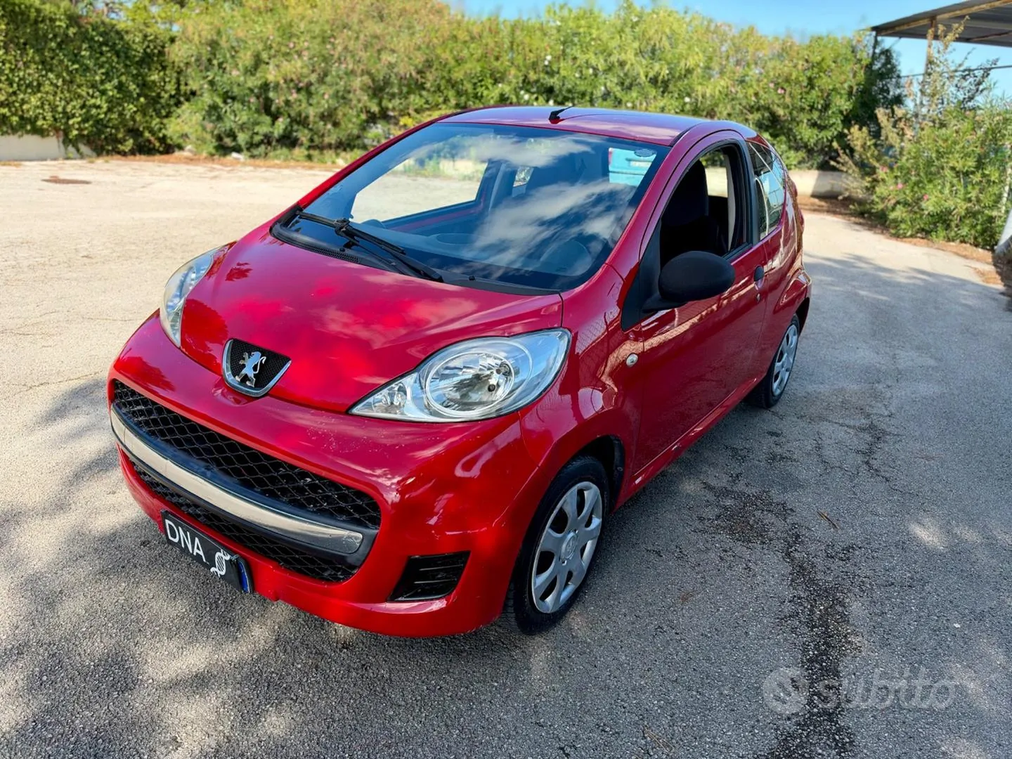 Peugeot 107 2011 photo 3