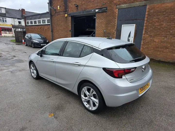 Vauxhall Astra 2019 photo 5
