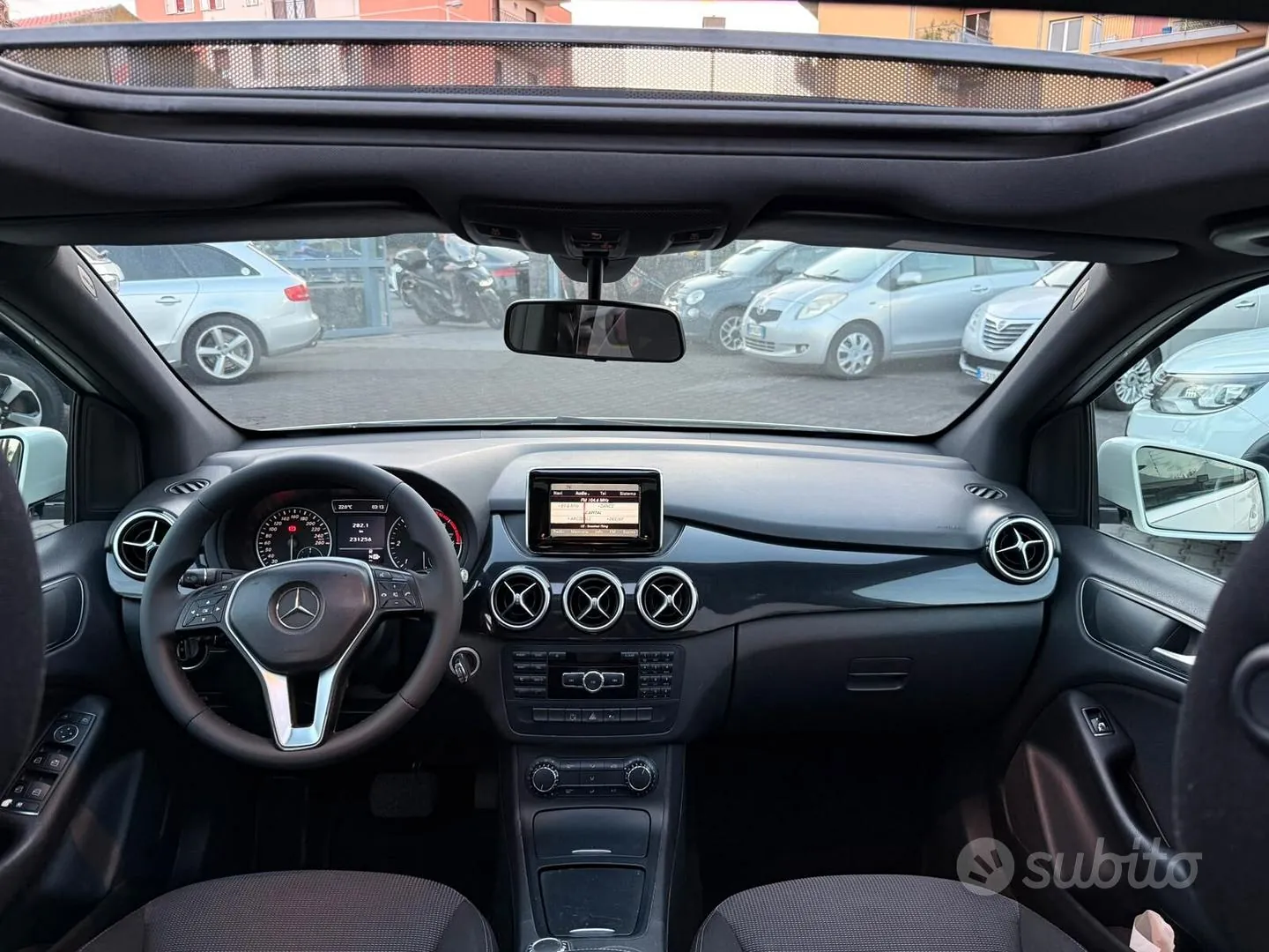 Mercedes-Benz B-Class 2013 photo 5