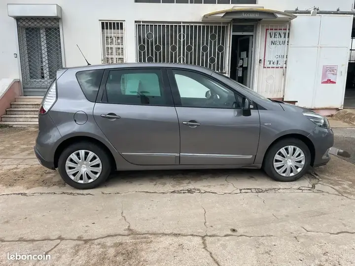Renault Scenic 2016 photo 4