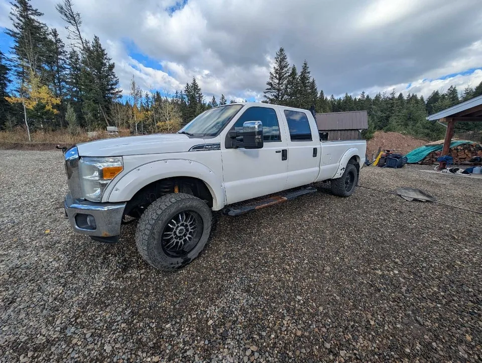 Ford F350 2014 photo 2