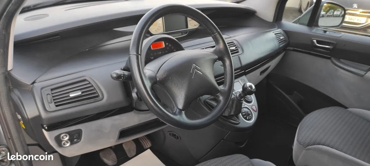 Citroen C8 2011 photo 5