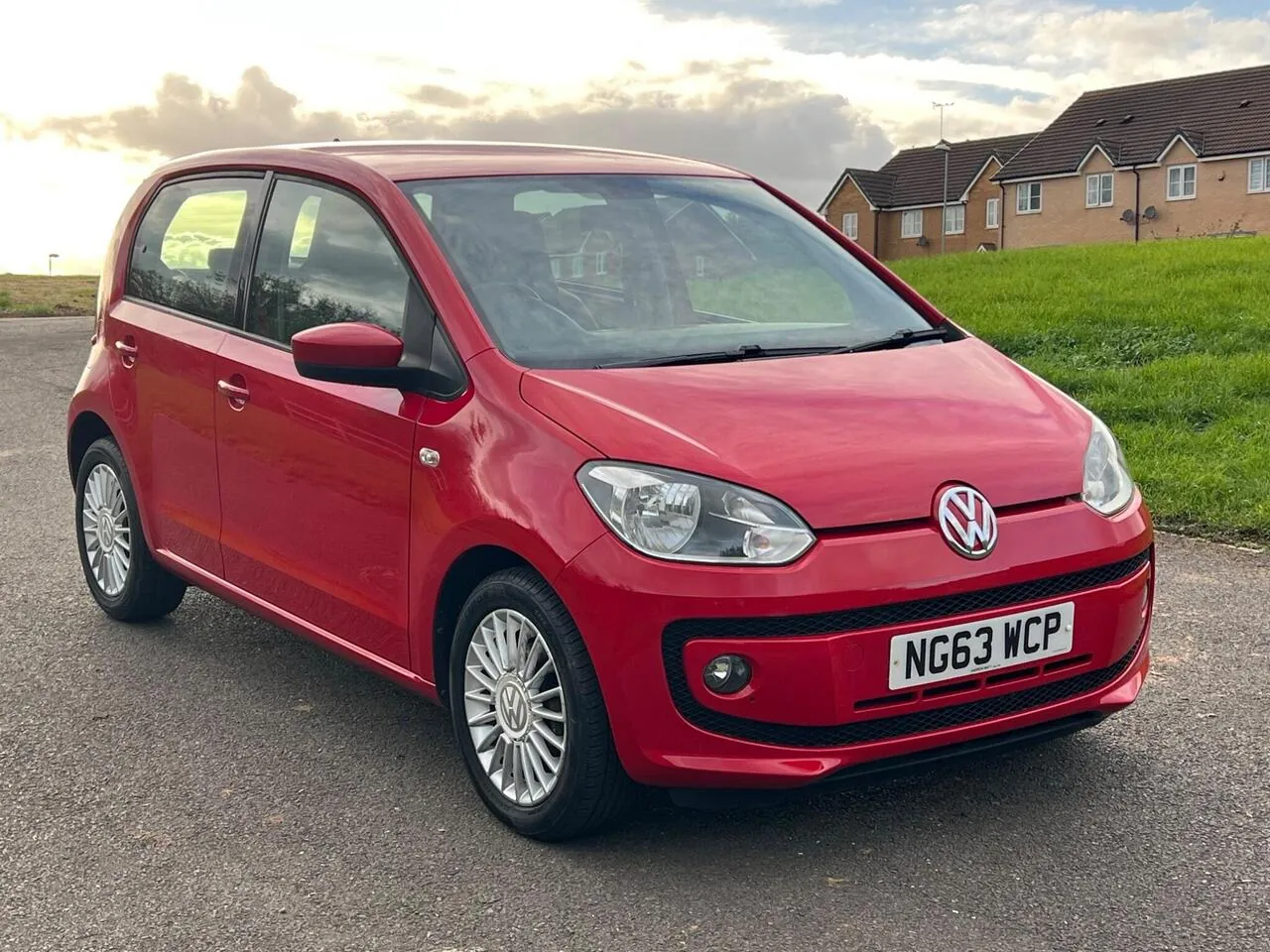 Volkswagen Up