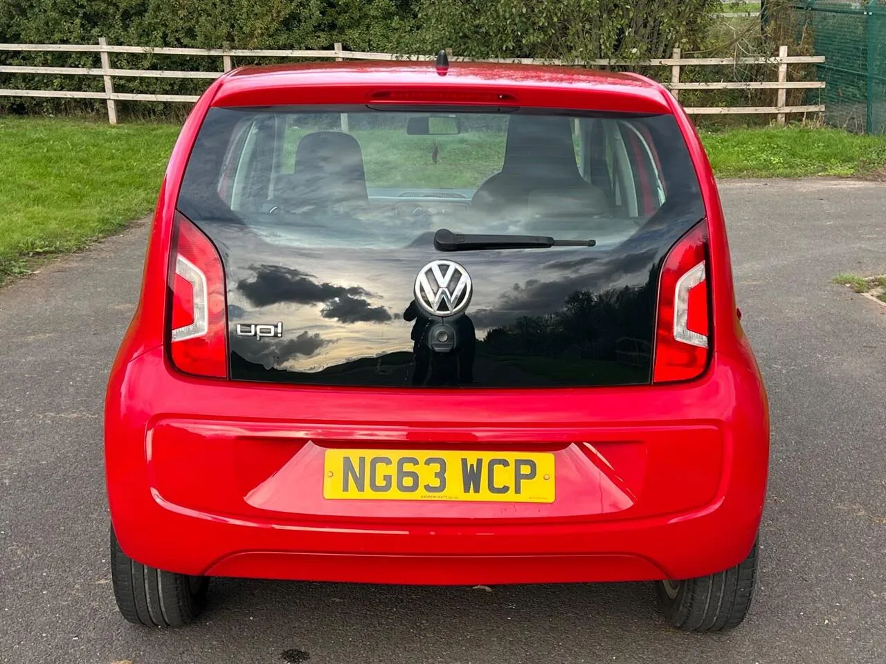 Volkswagen Up 2014 photo 4