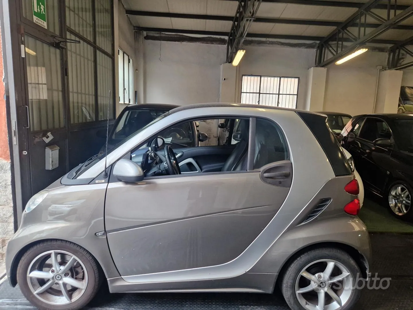 Smart Fortwo 2012 photo 2