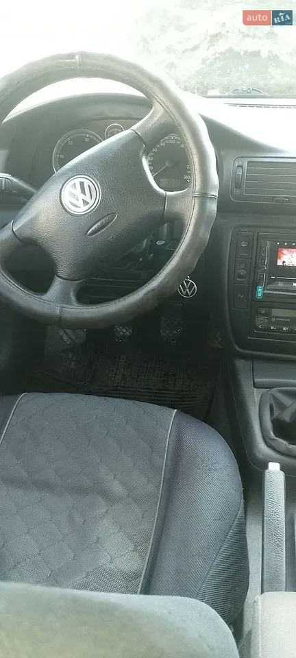 Volkswagen Passat 2005 photo 3