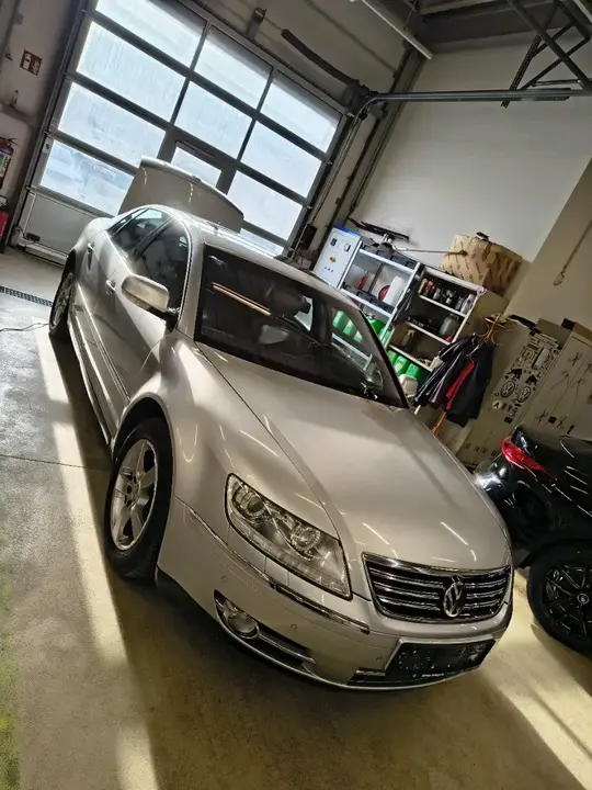 Volkswagen Phaeton 2009 photo 3