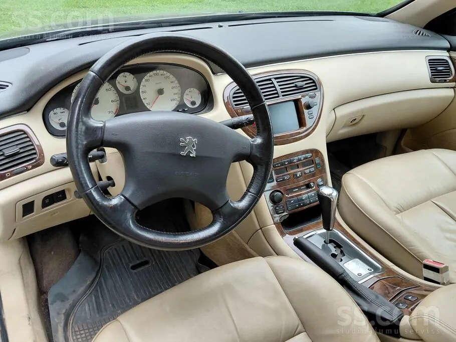Peugeot 607 2004 photo 2