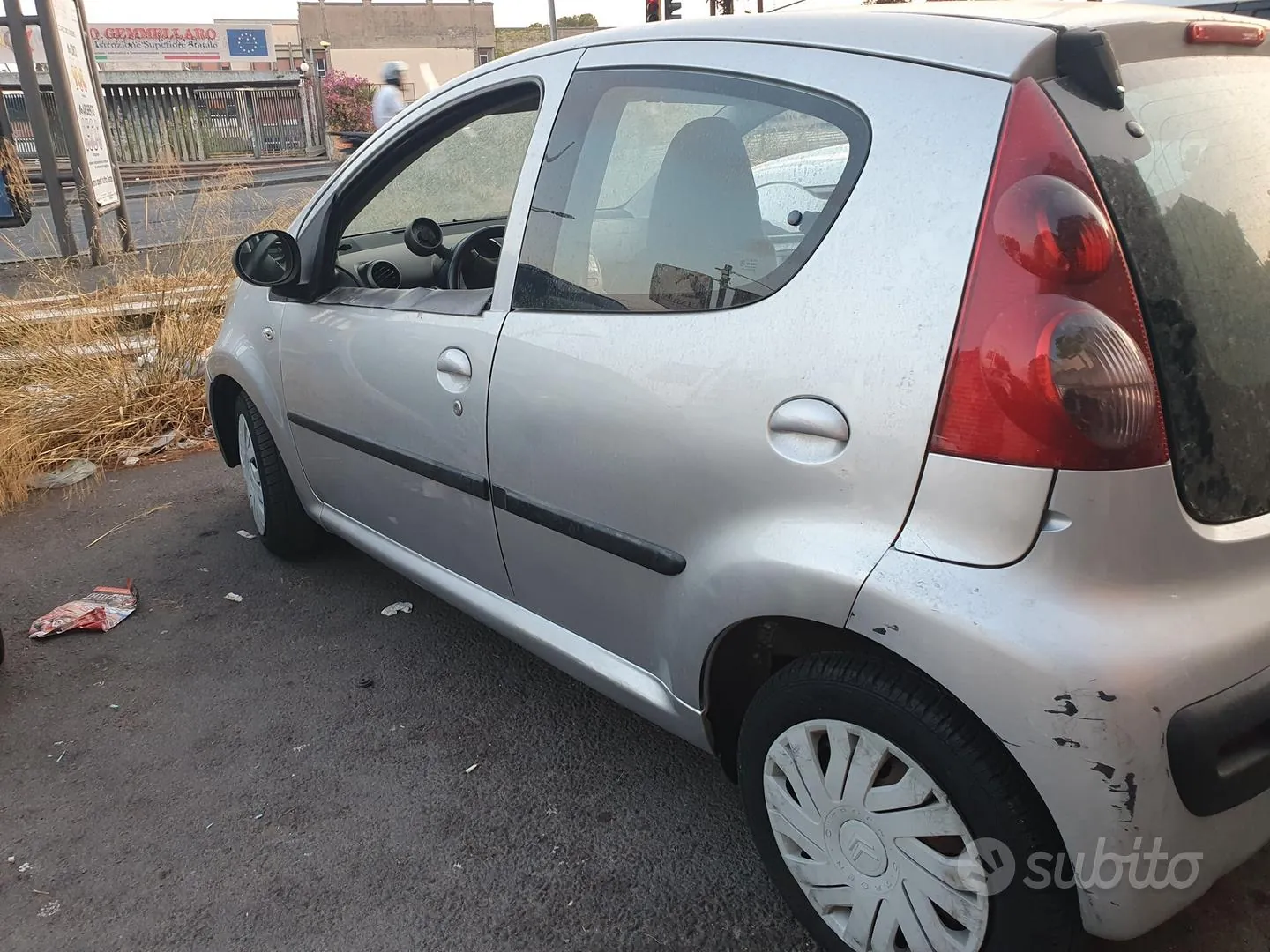 Peugeot 107 2007 photo 2
