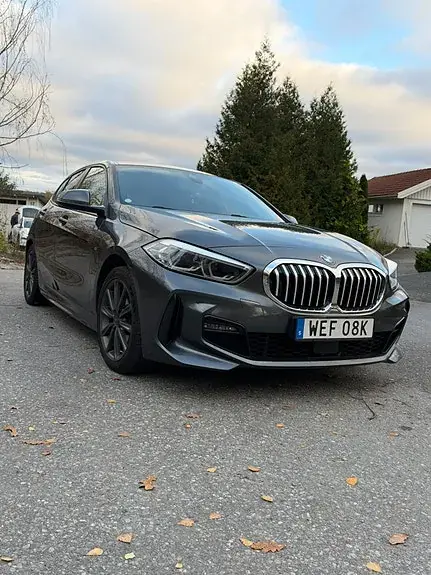 BMW 118I 2021 photo 2