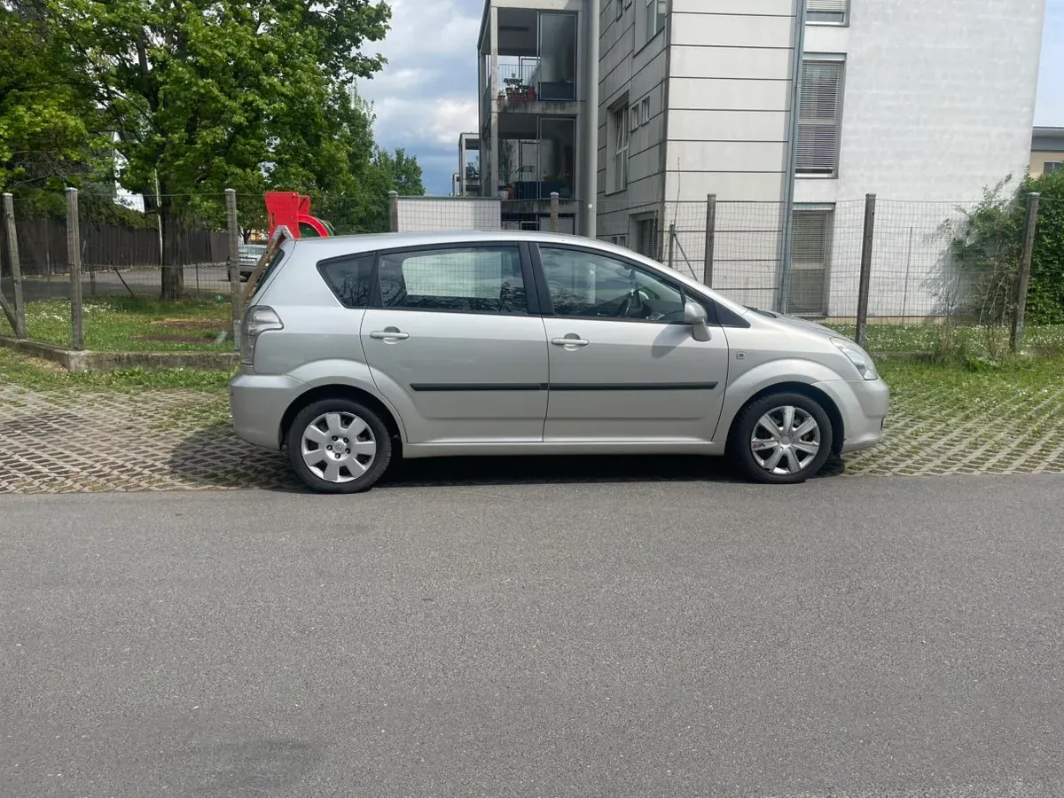 Toyota Verso 2005 photo 3