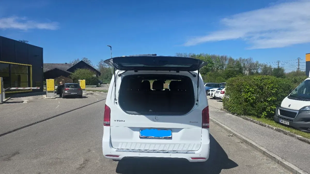 Mercedes-Benz V-Class 2018 photo 3