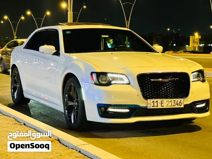 Chrysler 300 2023 photo 4