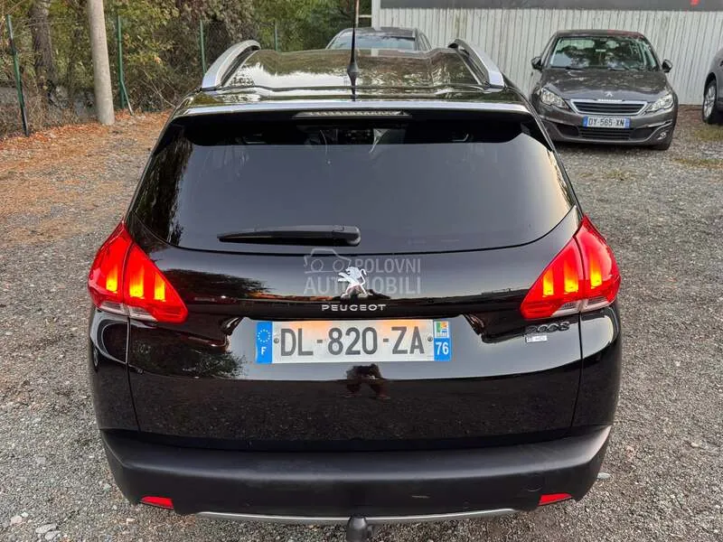 Peugeot 2008 2015 photo 5