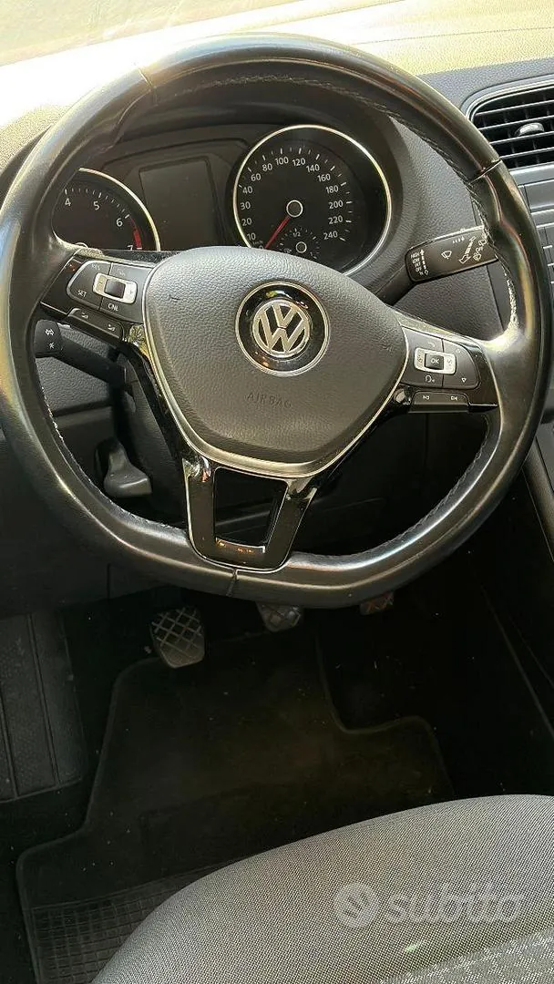 Volkswagen Polo 2017 photo 4
