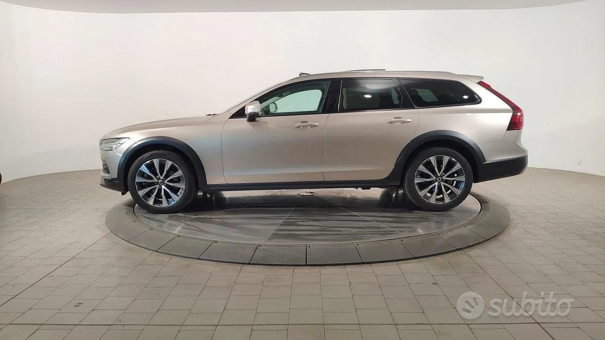 Volvo V90 2022 photo 4