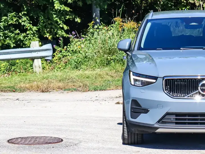 Volvo Xc40 2023 photo 5
