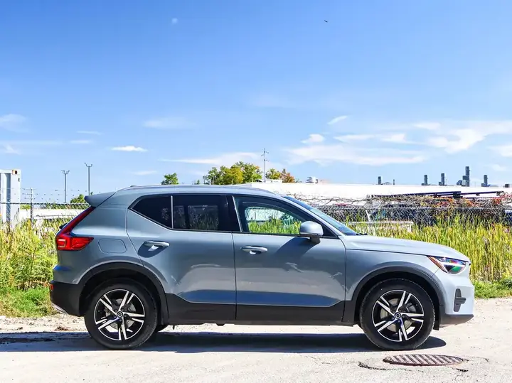 Volvo Xc40 2023 photo 3