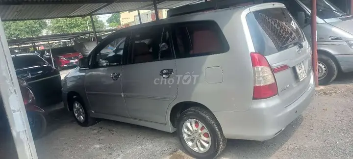 Toyota Innova 2014 photo 4
