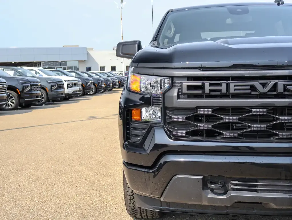 Chevrolet Silverado 1500 2024 photo 4