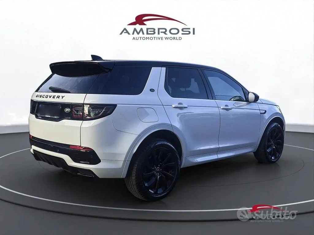 Land Rover Discovery Sport 2022 photo 3