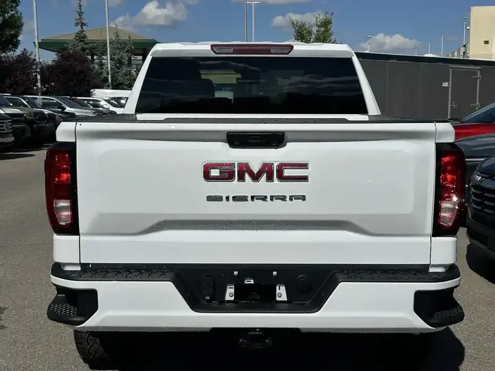 GMC Sierra 1500 2026 photo 5