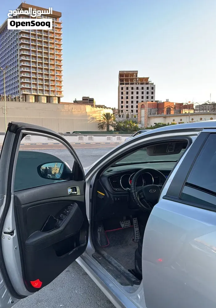 Kia K5 2012 photo 4