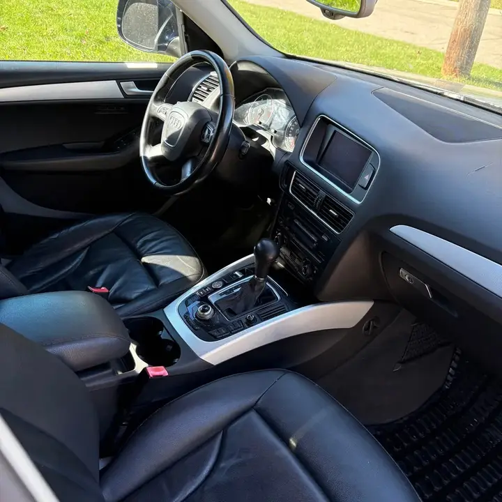 Audi Q5 2011 photo 5