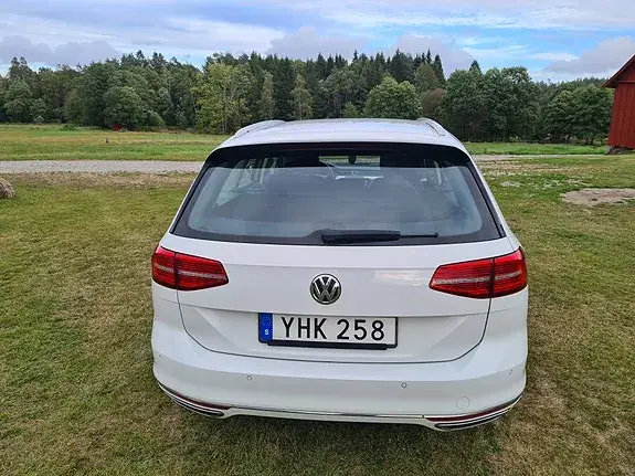 Volkswagen Passat 2017 photo 4
