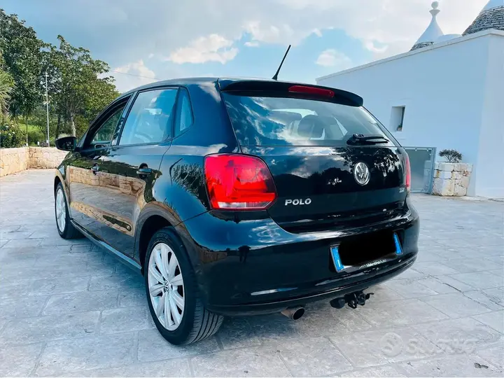 Volkswagen Polo 2011 photo 4