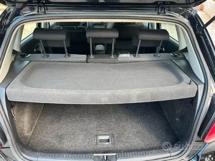 Volkswagen Polo 2011 photo 5