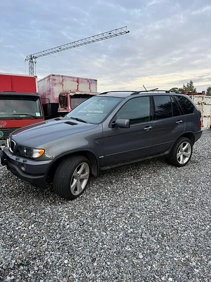 BMW X5 2002 photo 2